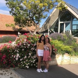 Meet your Posher, Valentina